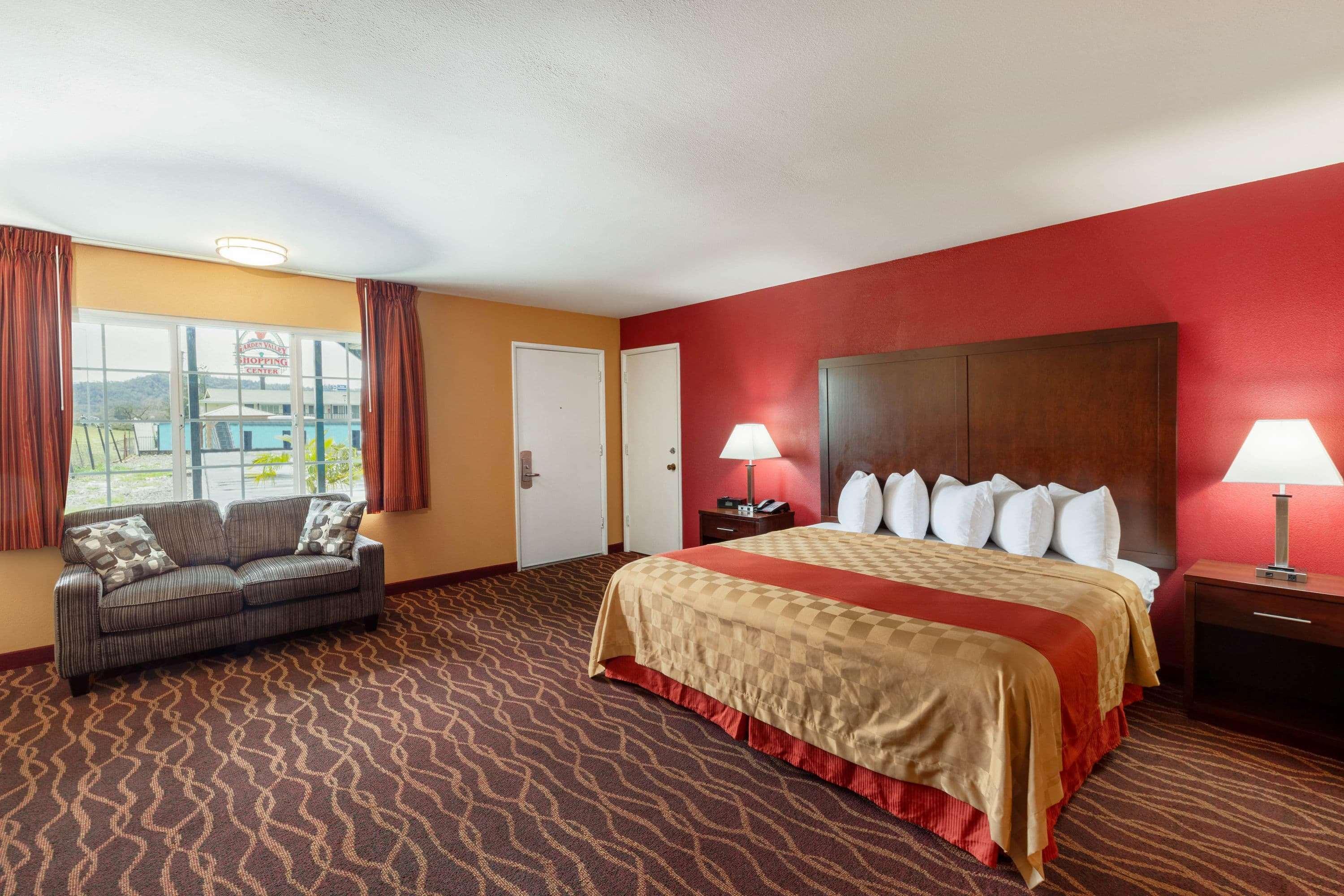 Rosewood Inn & Suites ローズバーグ エクステリア 写真