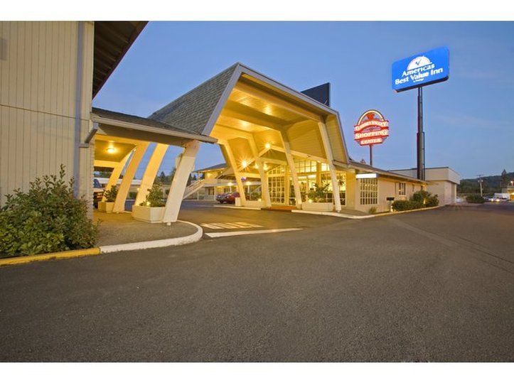 Rosewood Inn & Suites ローズバーグ エクステリア 写真