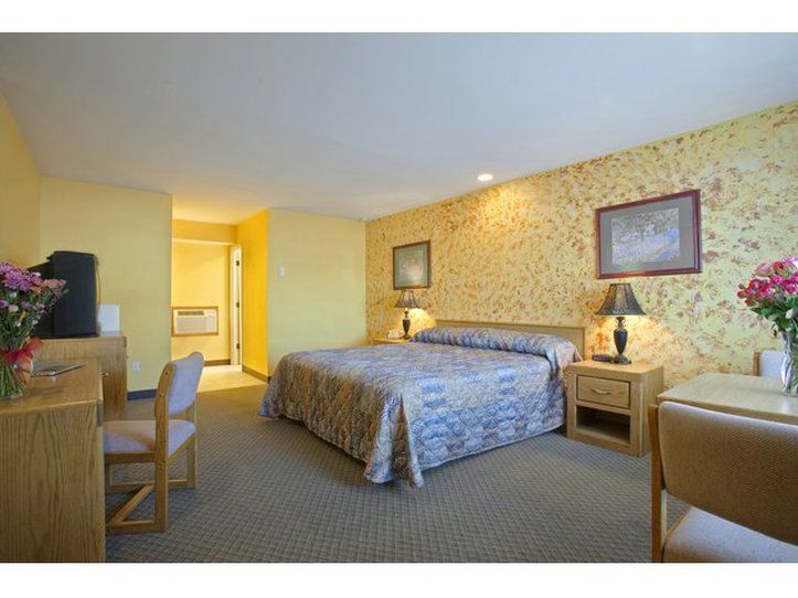 Rosewood Inn & Suites ローズバーグ エクステリア 写真